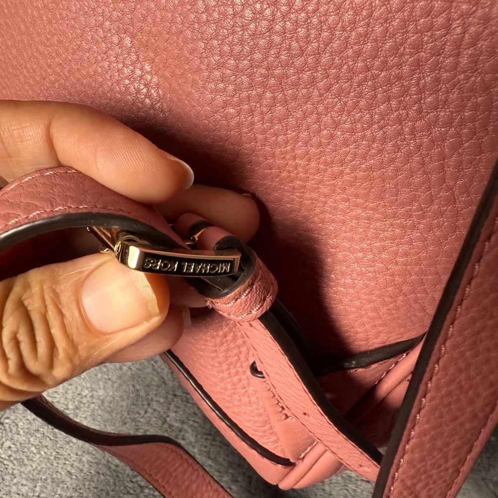 MICHAEL Michael Kors Rhea Zip Medium Backpack‎ - Picture 6 of 7
